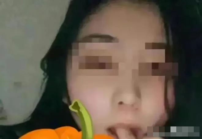 大瓜！邢台美女公务员9分钟不雅视频毁三观，无下限摆拍辣眼睛_黑料正能量