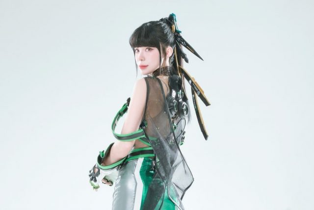 韩国女神李多惠化身“剑星Stellar Blade”中的异星战士伊芙